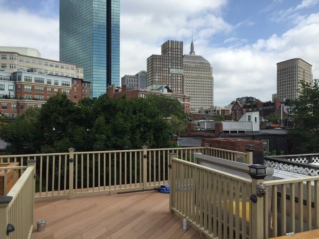 39 Lawrence St #4