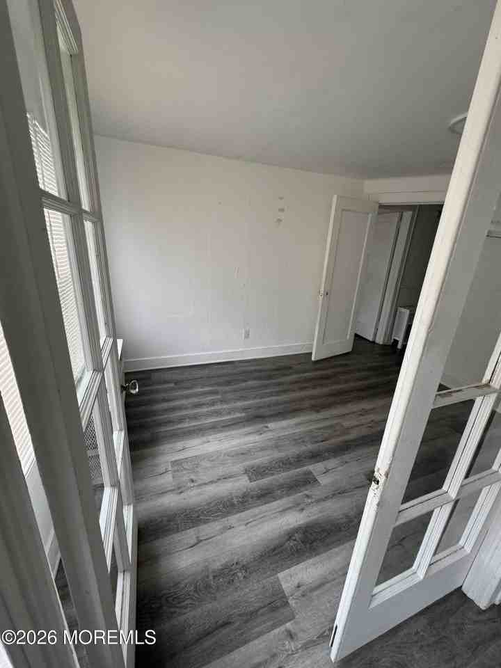 410 Ocean Gate Ave #3 - Photo 3 of 6