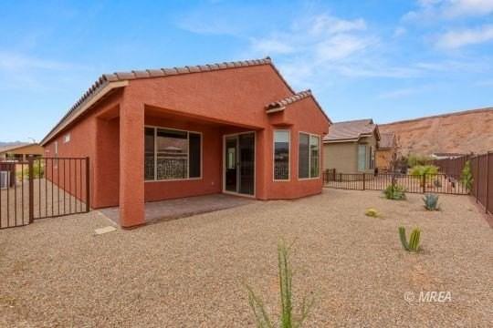1353 Evening Breeze Ln - Photo 2 of 46