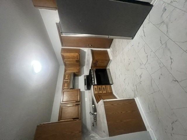 2634 College Hill Cir #84 - Photo 4 of 10