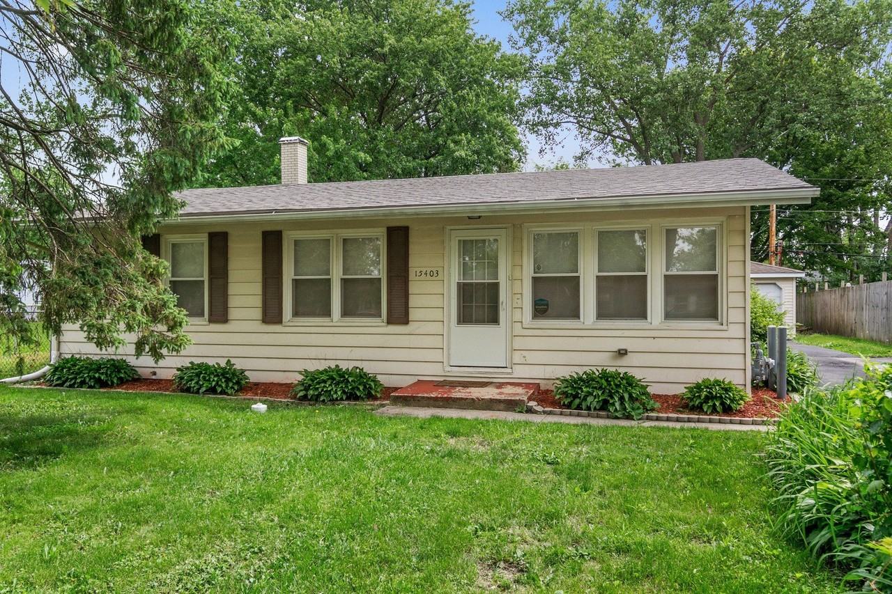 15403 Cherry Ln - Photo 2 of 18