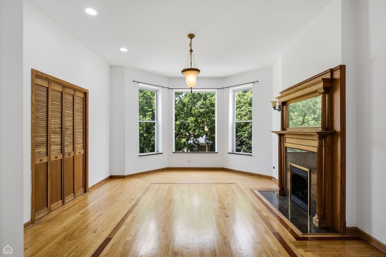 4943 S Washington Park Ct #2 - Photo 3 of 14