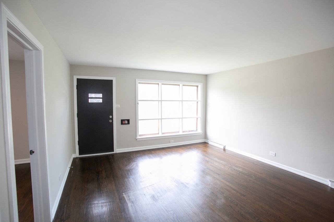 8837 S Talman Ave - Photo 6 of 17