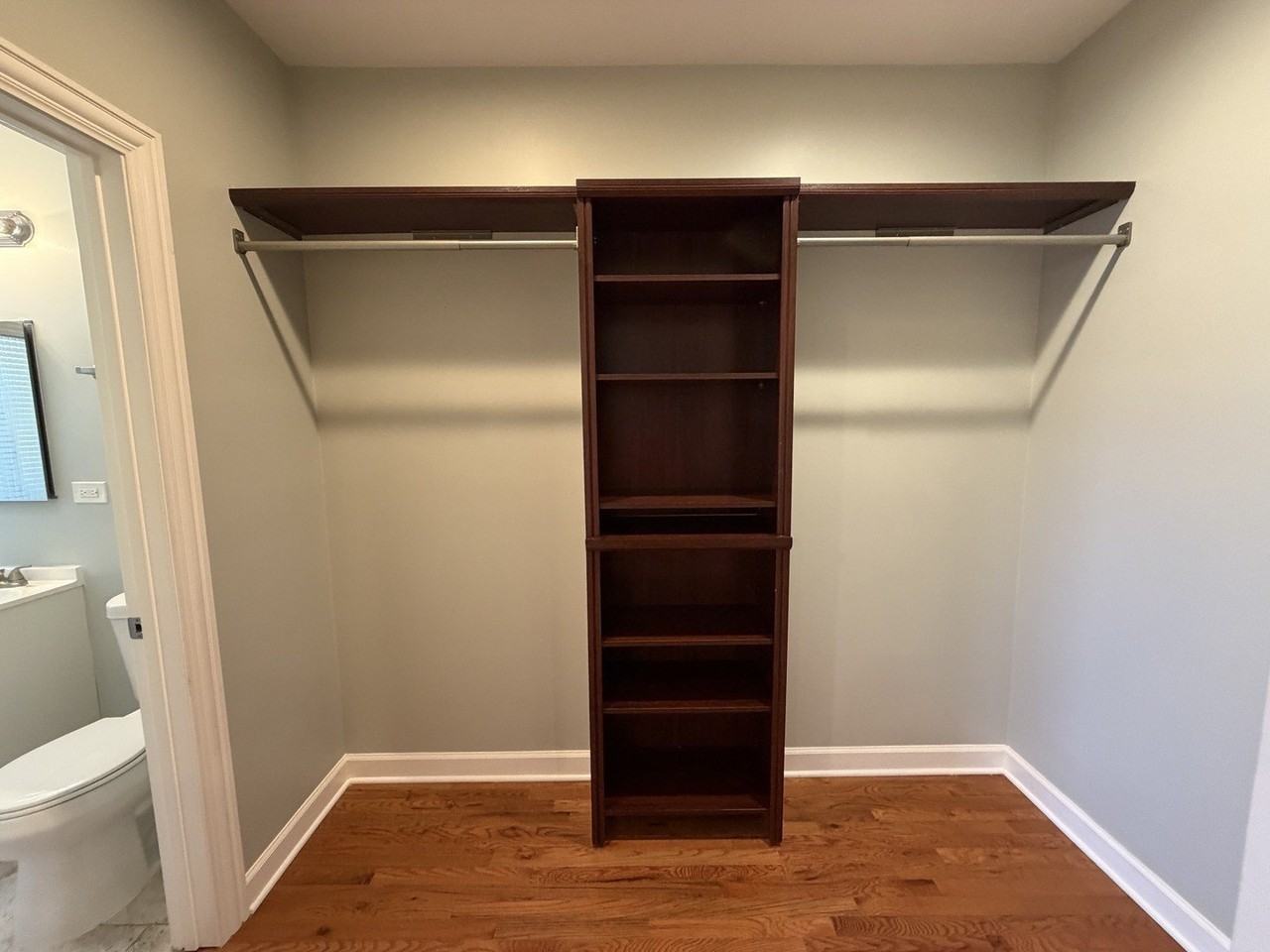 1023 W Argyle St #314 - Photo 6 of 8
