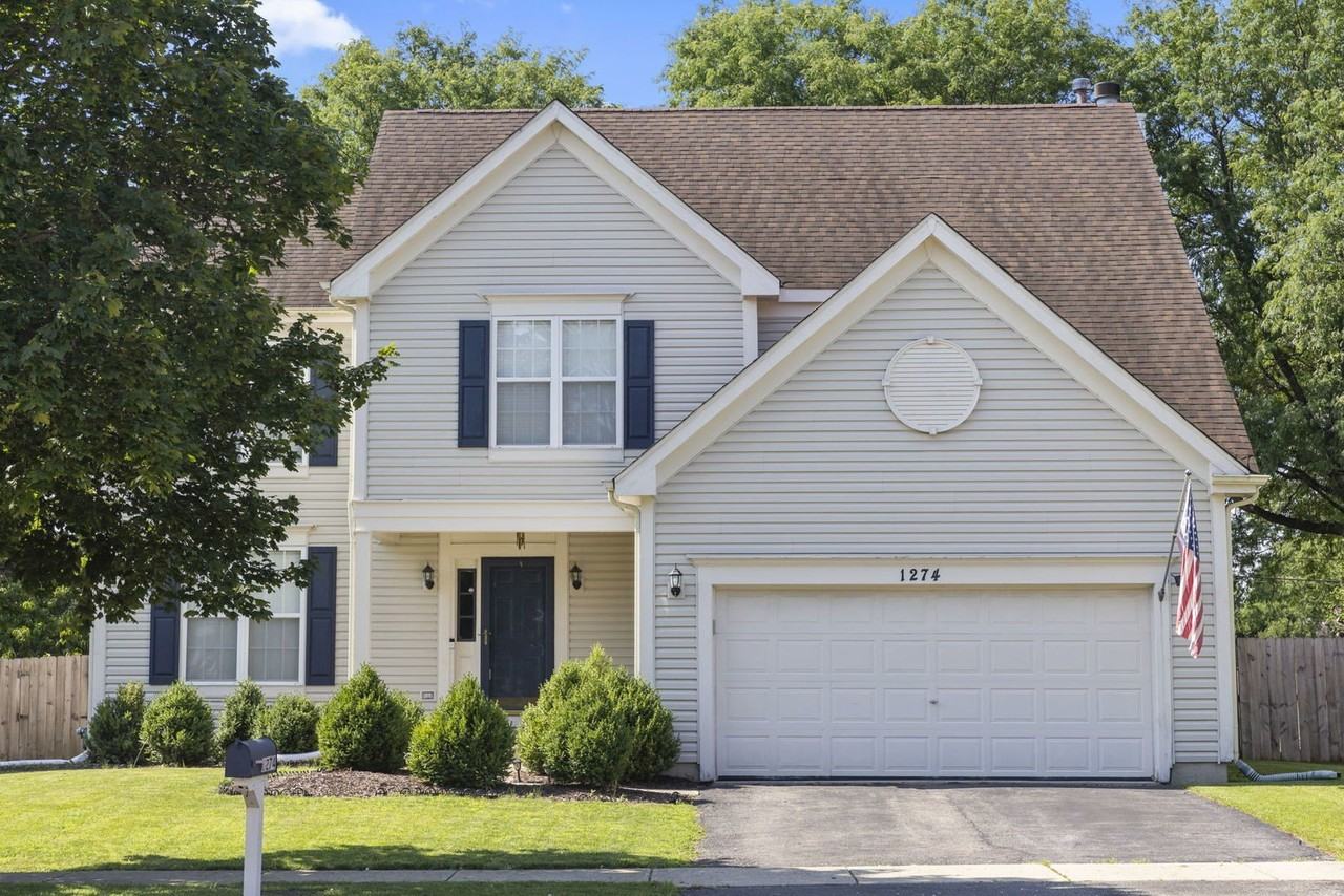 1274 Amaranth Dr - Photo 2 of 26