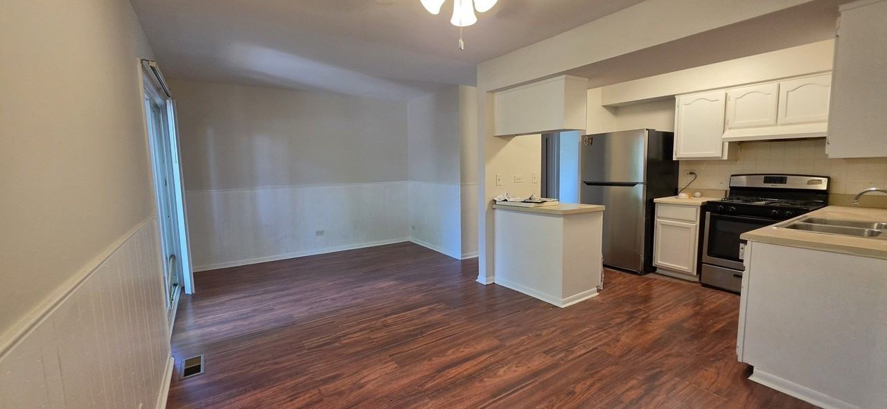 4093 Quincy Ct - Photo 2 of 12