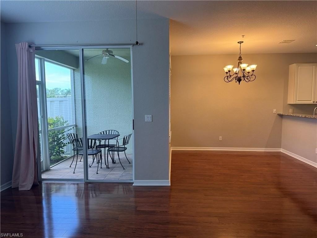 1410 Mariposa Cir #105 - Photo 6 of 23