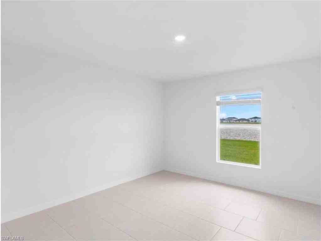17281 Cantu Ct - Photo 5 of 10