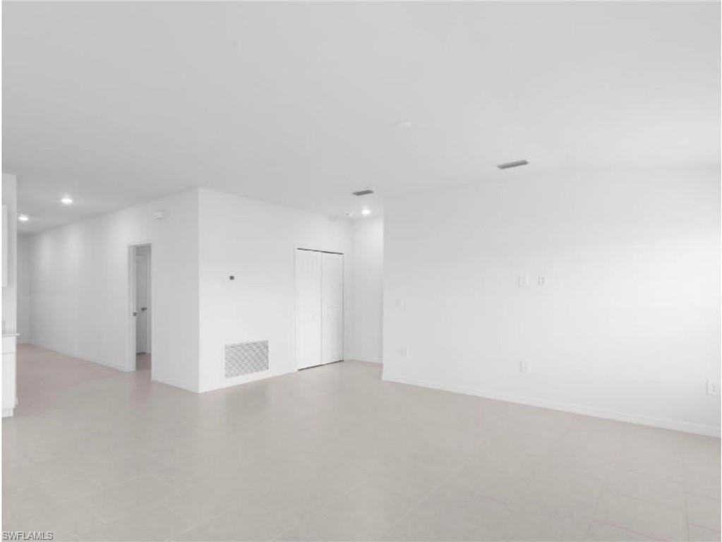 17289 Cantu Ct - Photo 3 of 10
