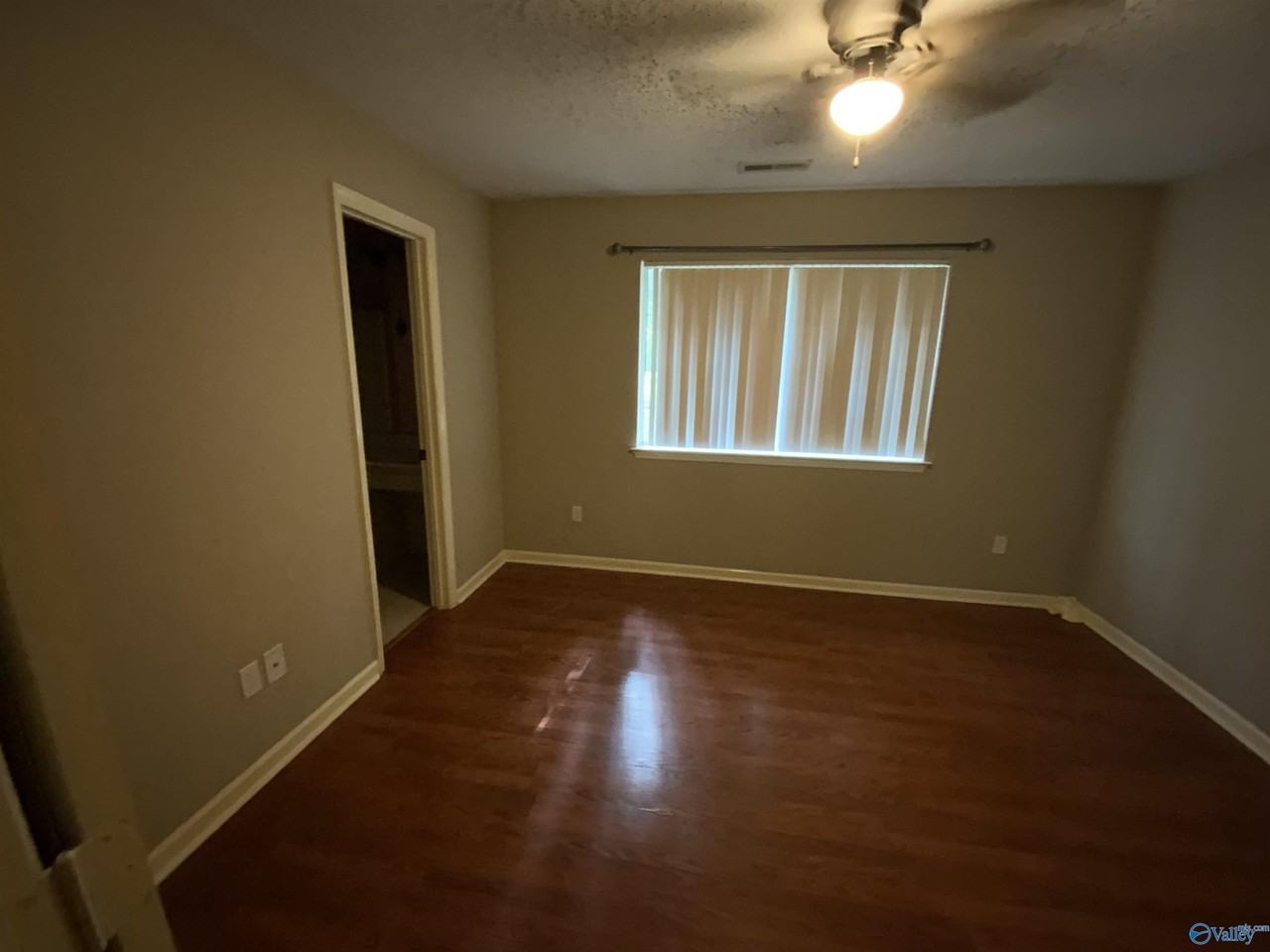 126 Rebecca Pines Dr - Photo 6 of 6