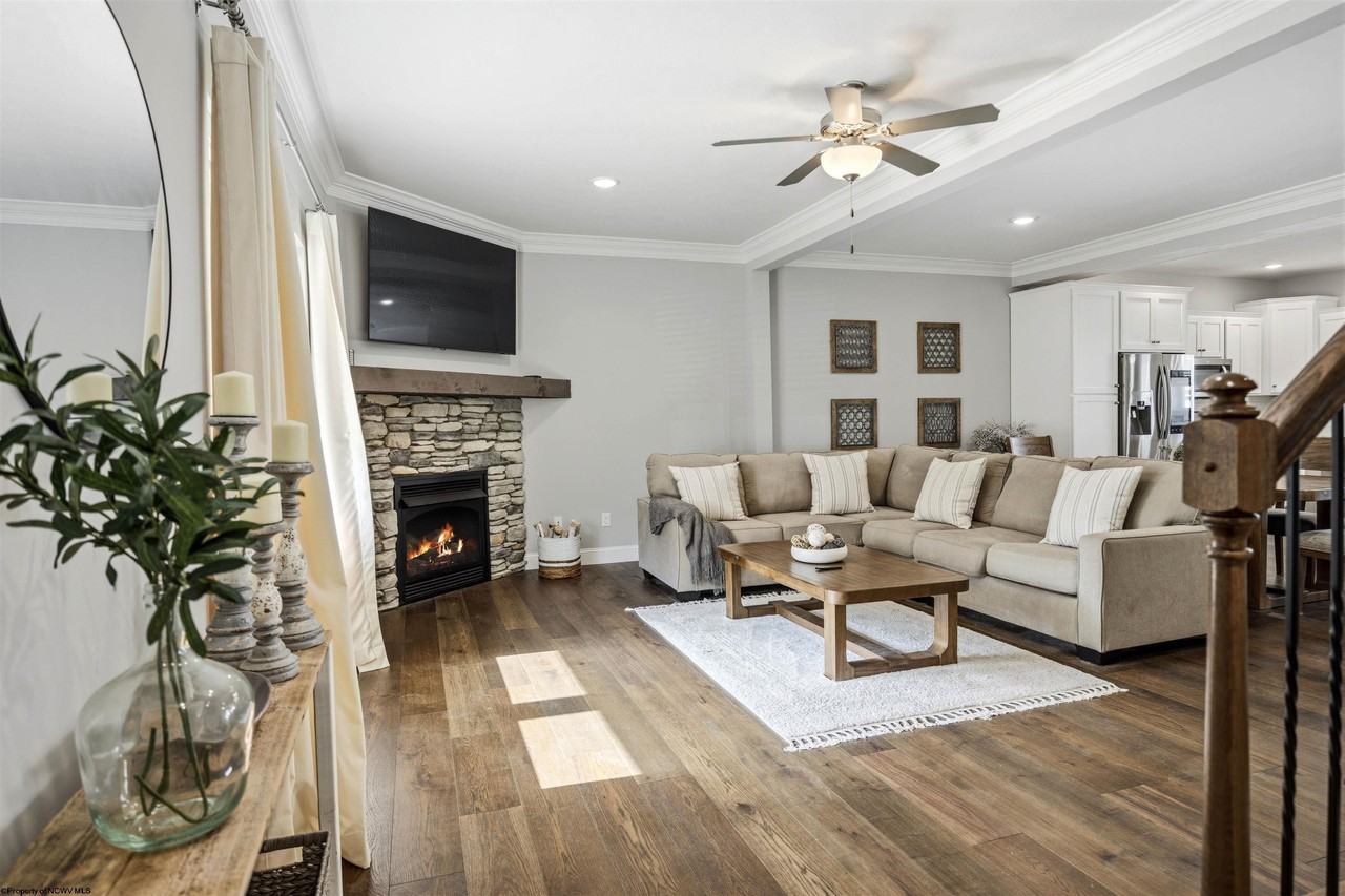 103 Red Oak Ln - Photo 4 of 45