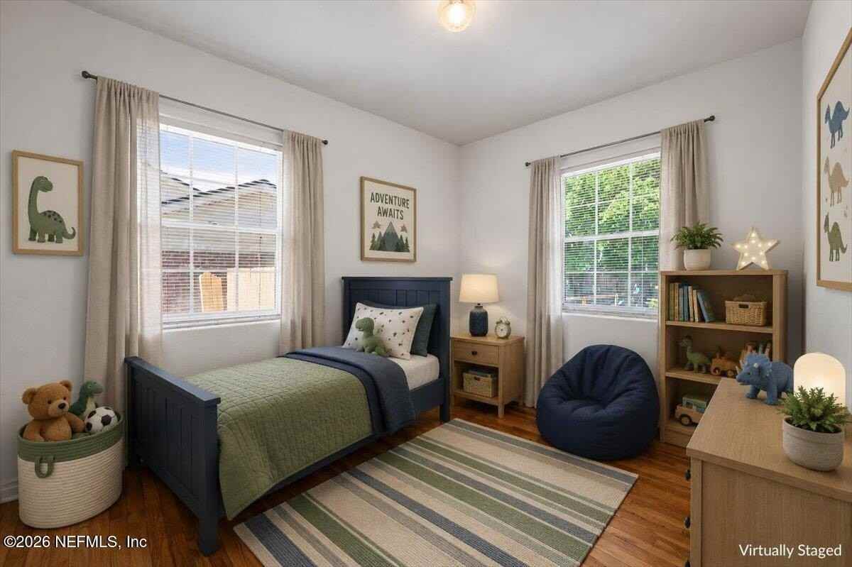 4252 Pinewood Ave - Photo 6 of 9