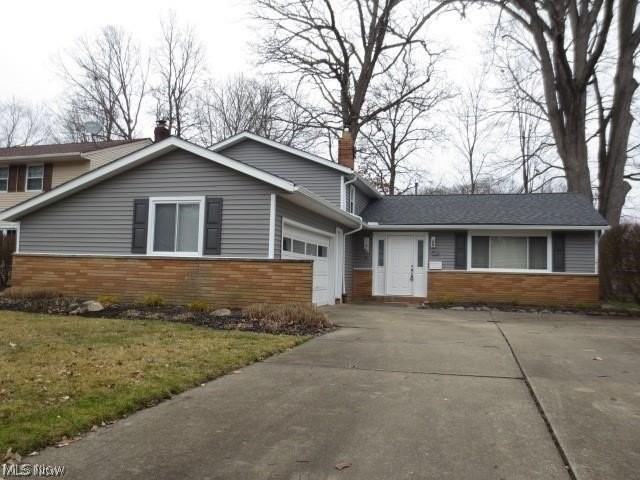 6593 Forest Glen Ave - Photo 2 of 14