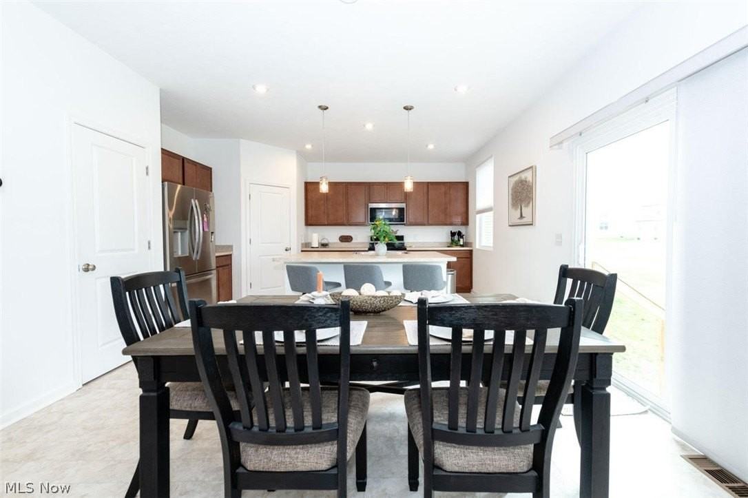 23633 Rebecca Ln - Photo 4 of 37