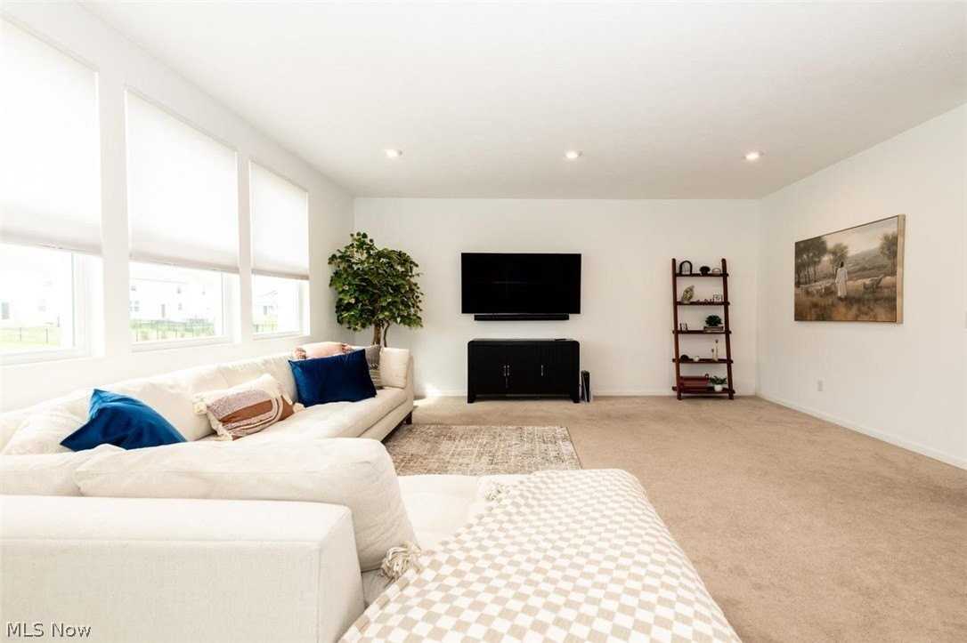 23633 Rebecca Ln - Photo 6 of 37
