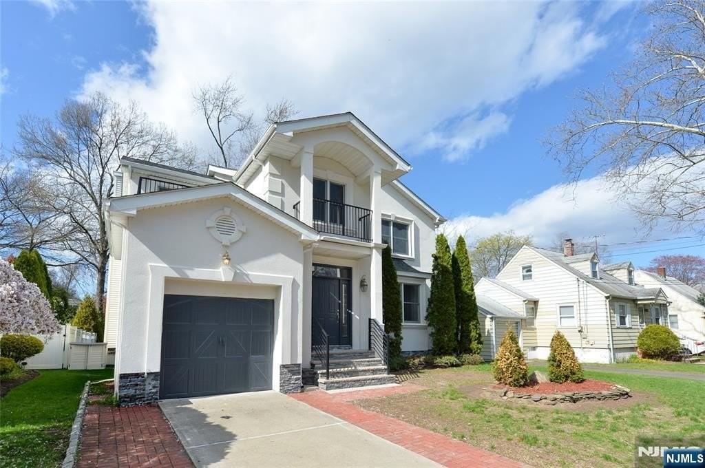 3013 High St - Photo 2 of 48