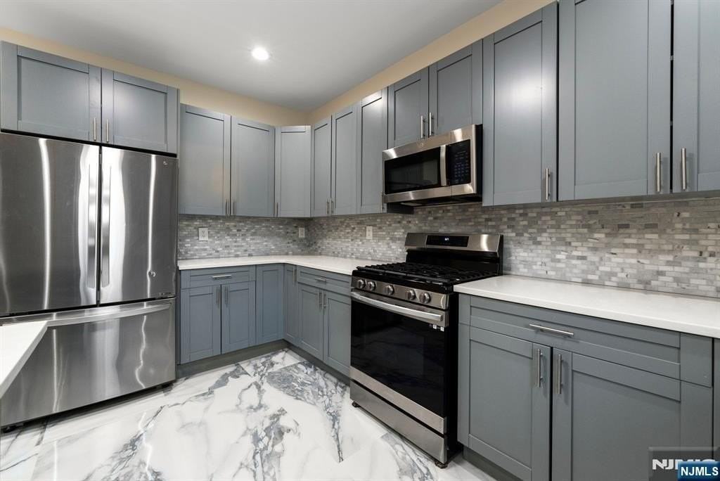 3013 High St - Photo 4 of 48