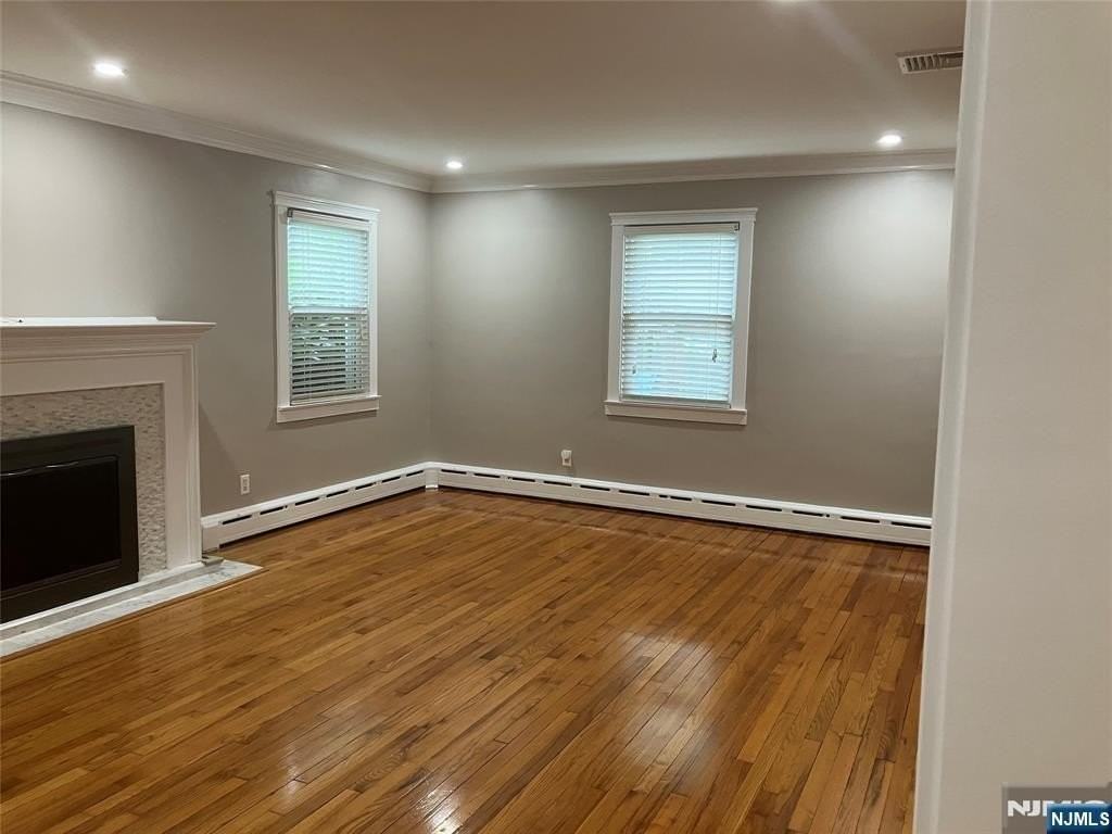 267 Ridgewood Blvd N - Photo 5 of 29