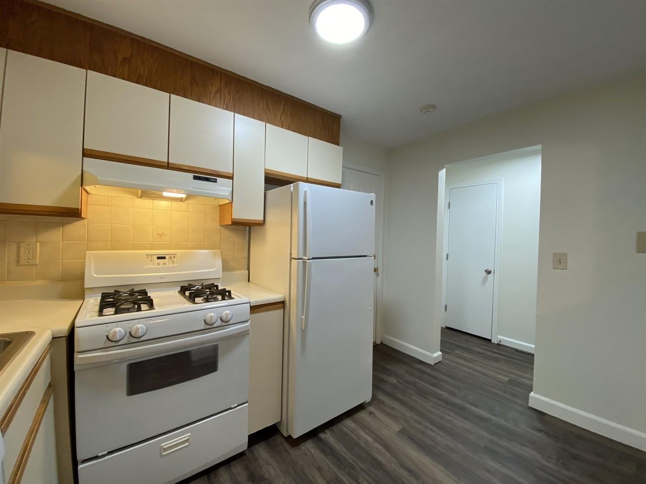 383 Huse Rd #35 - Photo 6 of 41
