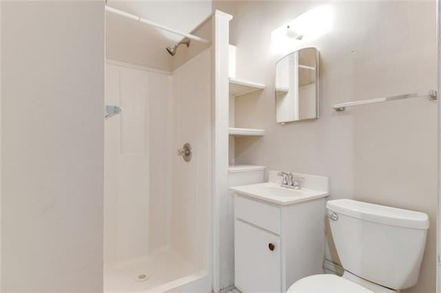 1320 Foucher St - Photo 4 of 13