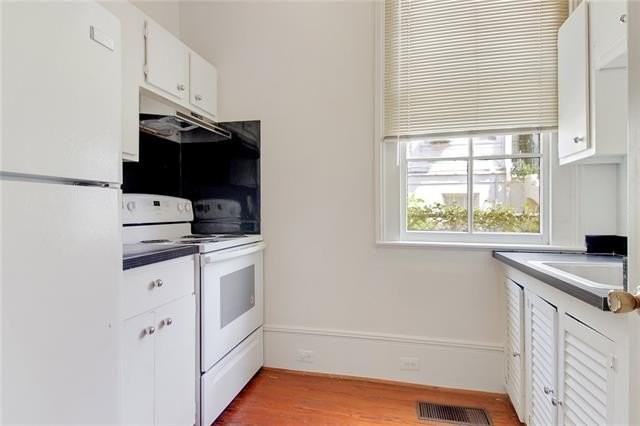 1320 Foucher St - Photo 5 of 13