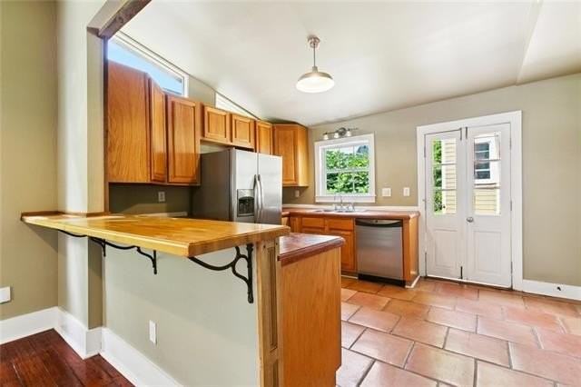 614 General Pershing St - Photo 6 of 15