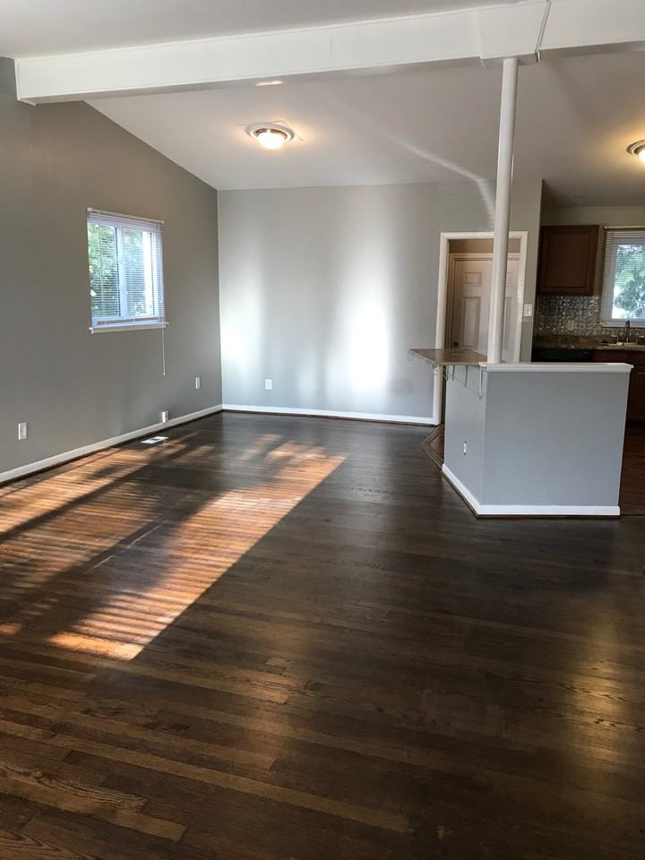 24000 Beverly St #1 - Photo 6 of 20