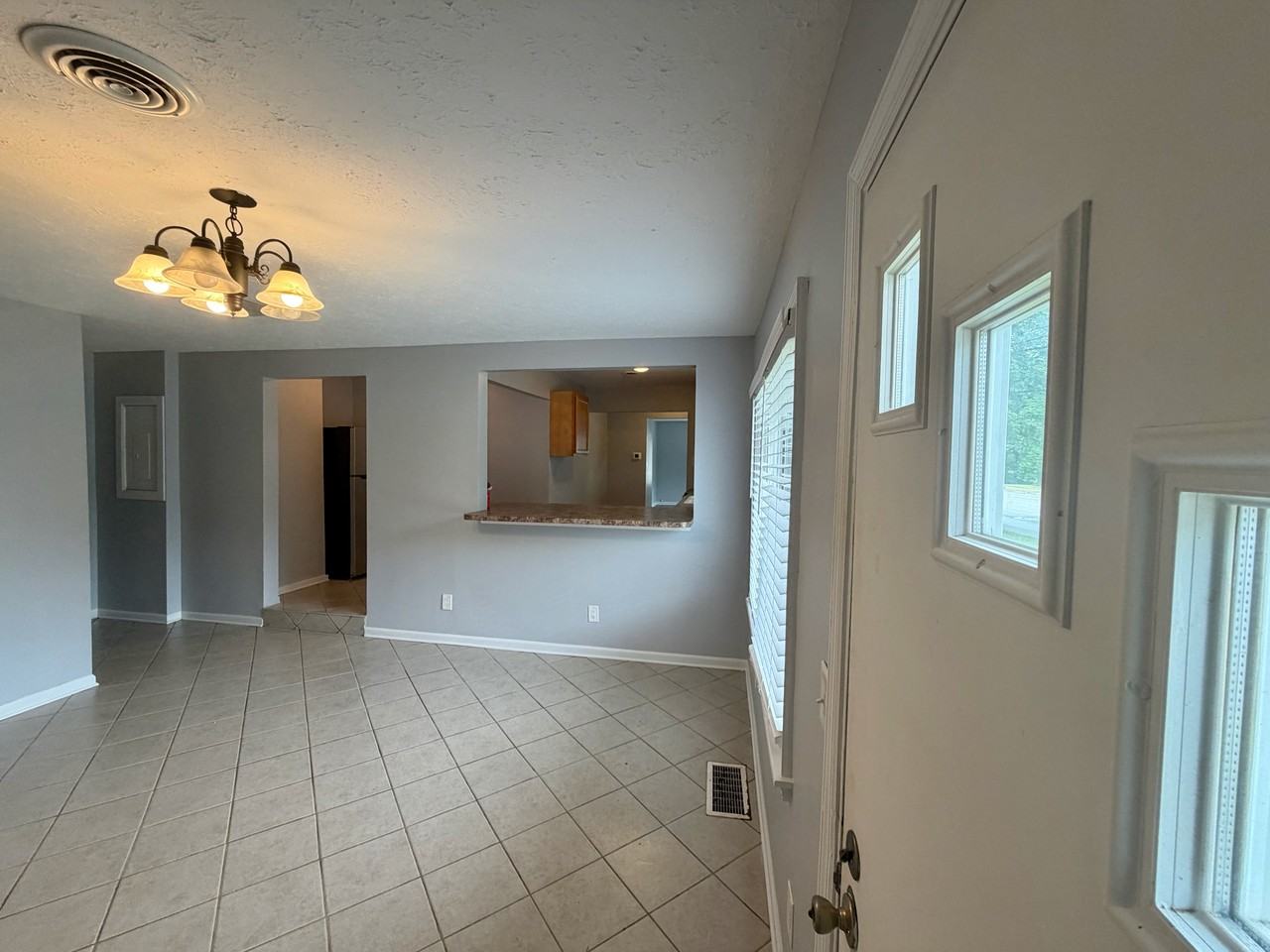 416 W Wenger Rd #1 - Photo 2 of 50