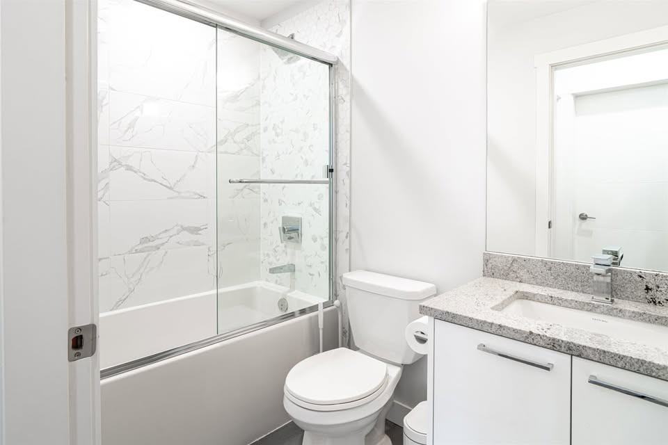 20696 Eastleigh Crescent #103 - Photo 6 of 11