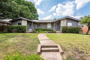 7445 Brentcove Cir - Photo 1 of 1