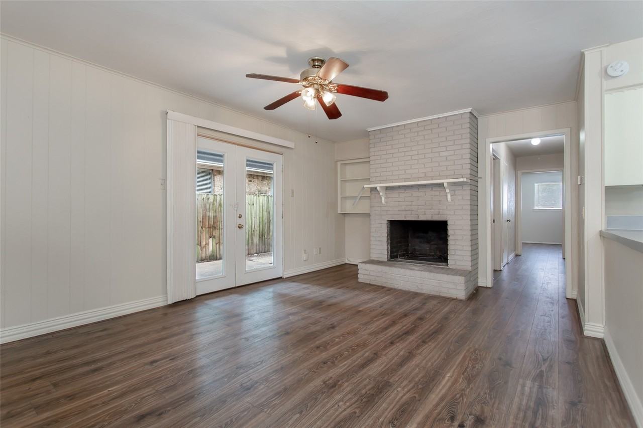 7445 Brentcove Cir - Photo 7 of 20