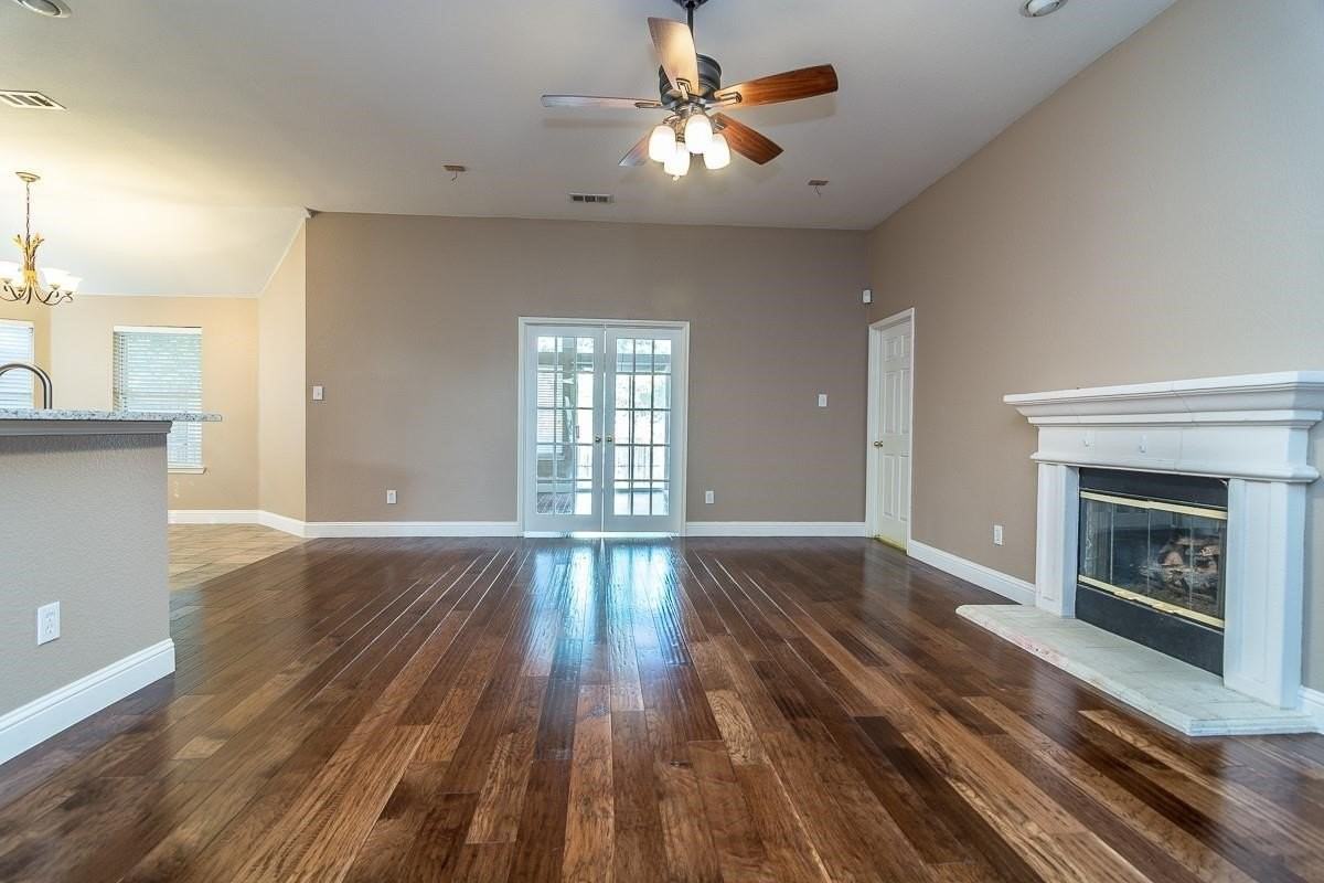 5512 Glenview Ln - Photo 7 of 20