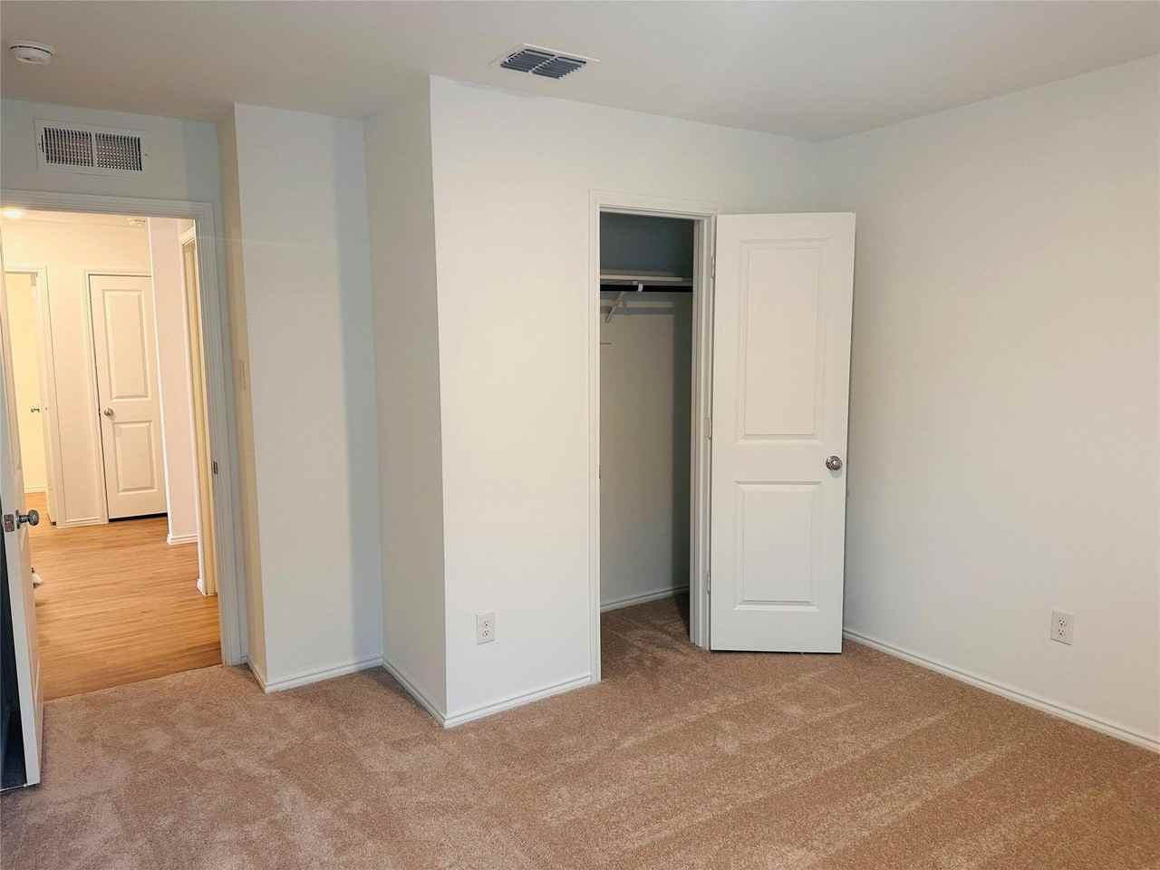 5816 Crystal Water Way - Photo 7 of 26