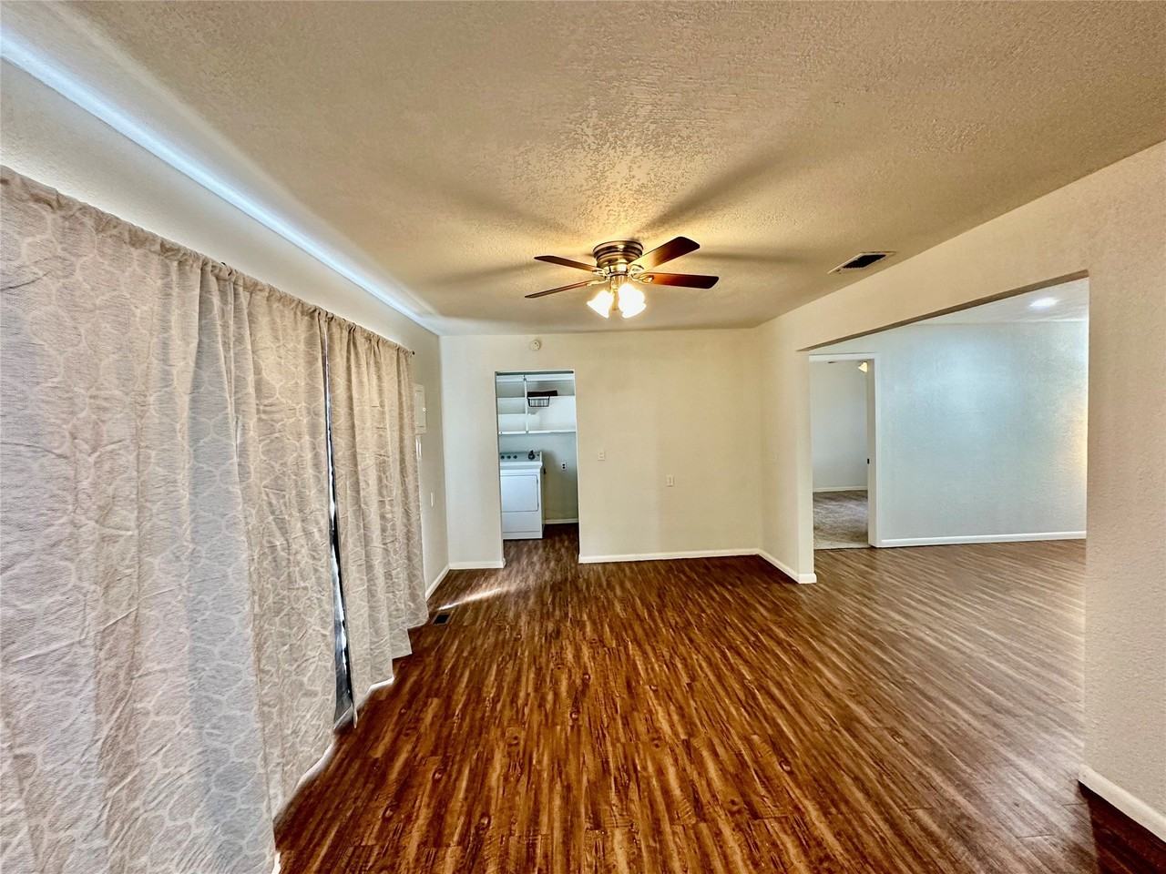 4909 Dalevale Ct - Photo 5 of 23