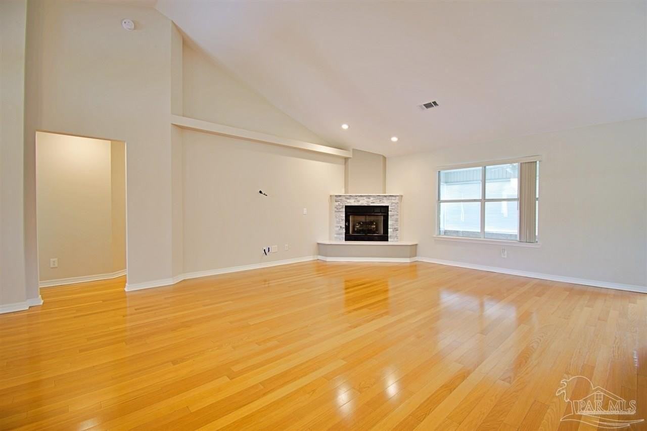 100 Mt Pilot St - Photo 3 of 25