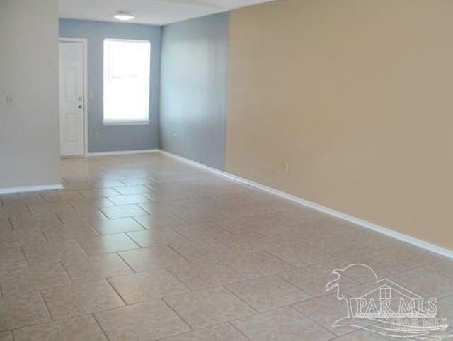 417 Oak Knoll Ln - Photo 3 of 10