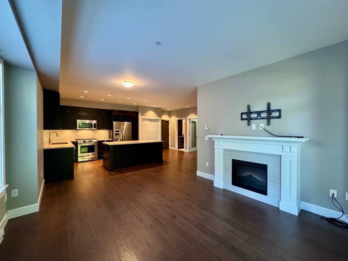 15185 36 Avenue #205 - Photo 4 of 22