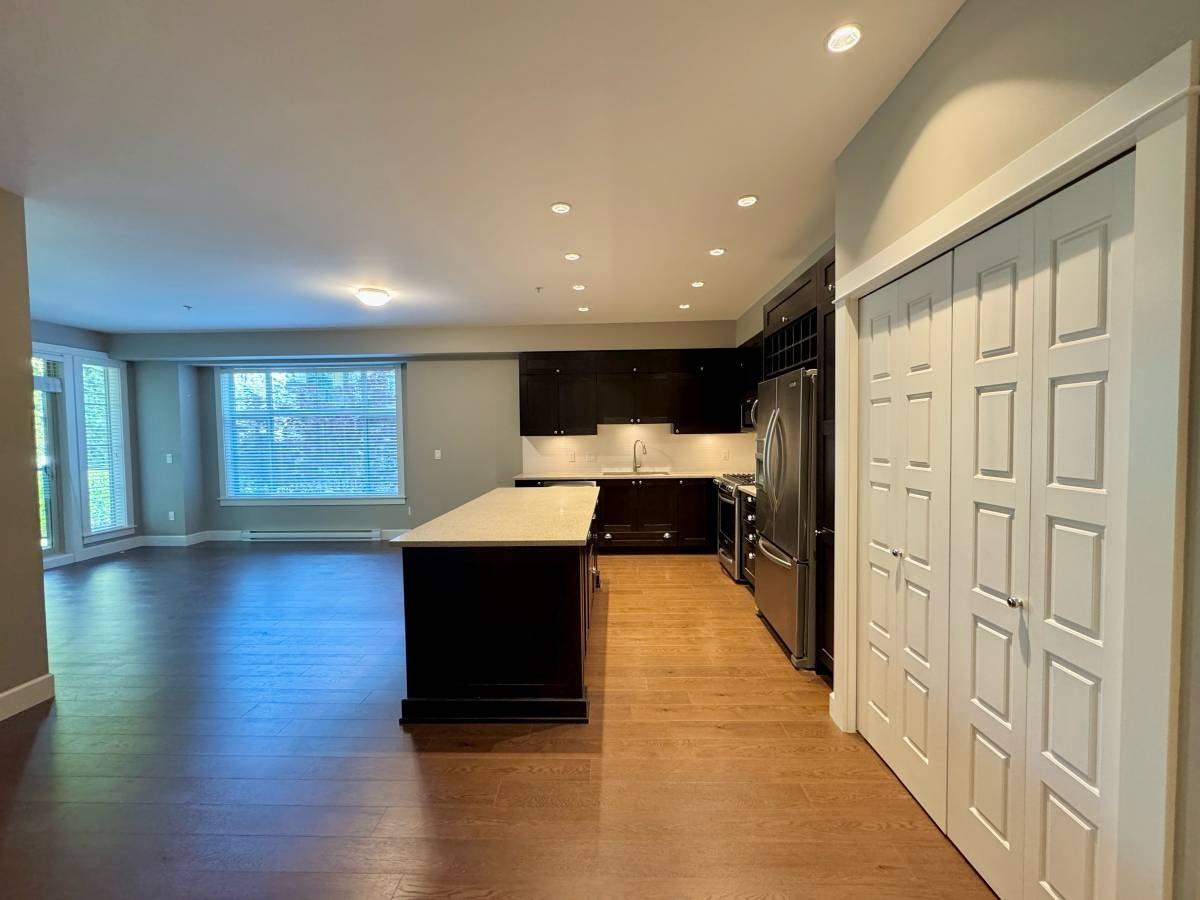 15185 36 Avenue #205 - Photo 3 of 22