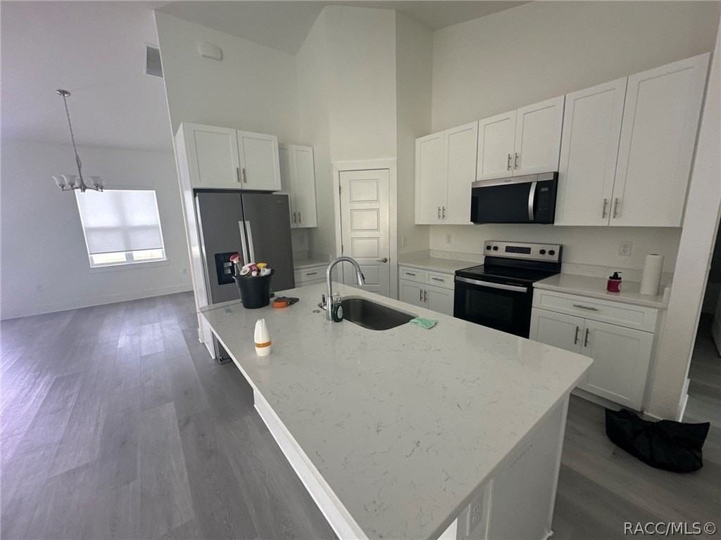 2810 W Huron Ln - Photo 4 of 21