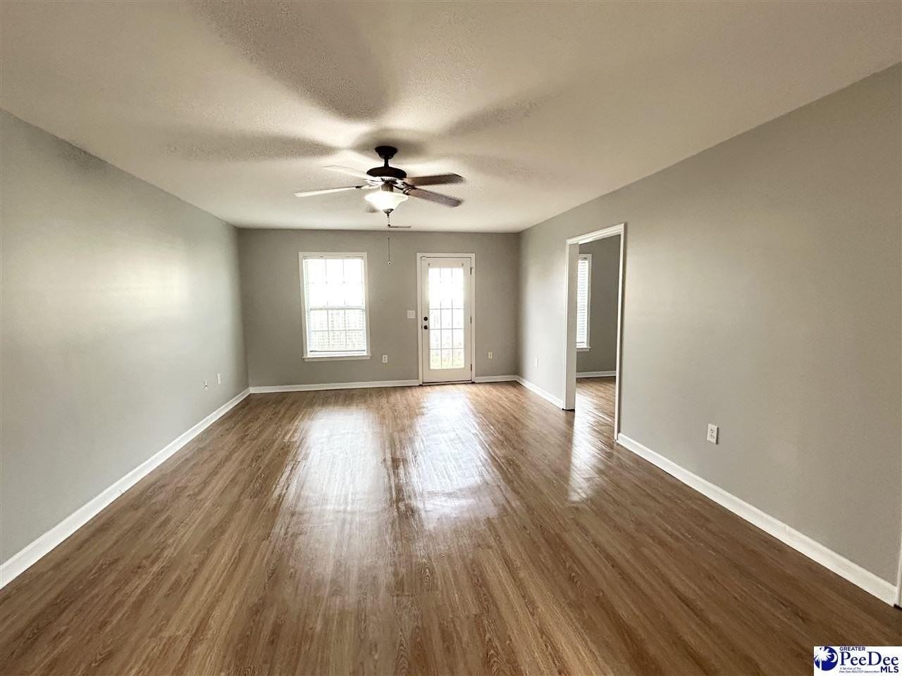 878 Mollhoff Ct - Photo 3 of 25