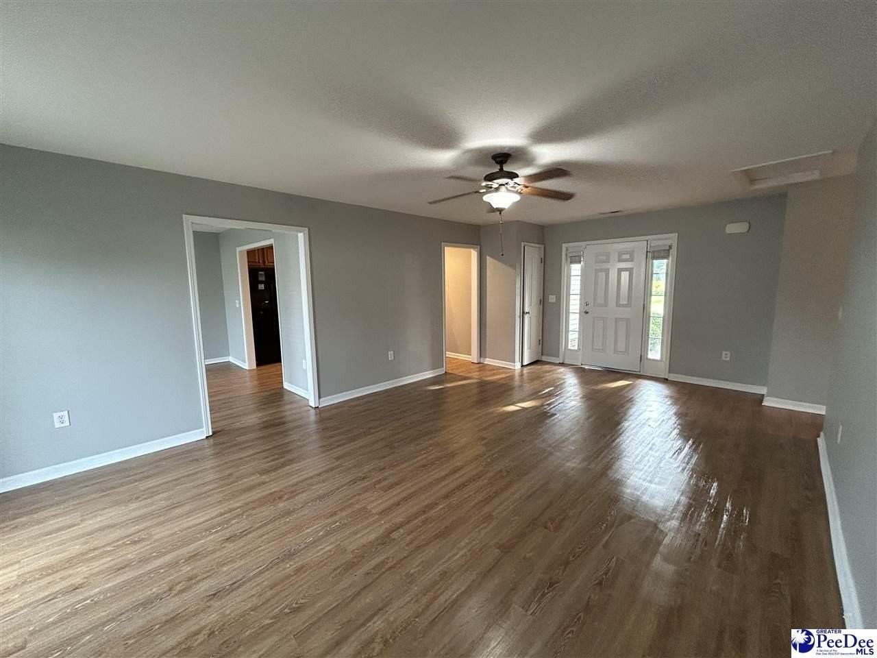 878 Mollhoff Ct - Photo 4 of 25