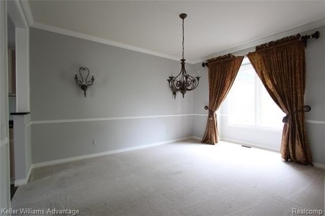 18547 Clairmont Cir E - Photo 5 of 37