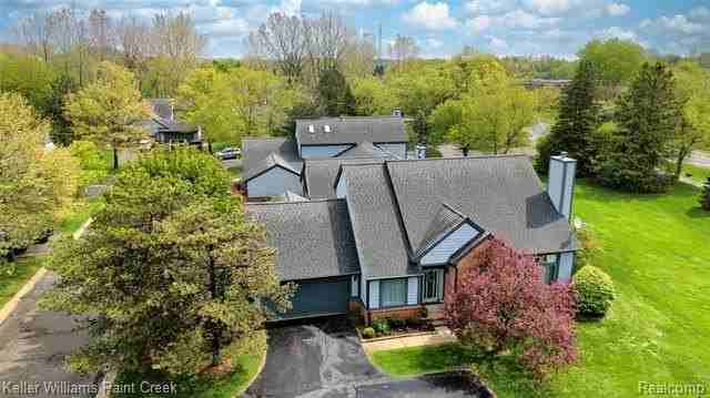 2799 Lochmoor Blvd - Photo 2 of 39