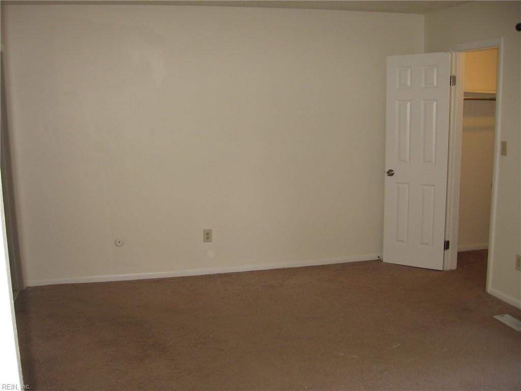 3820 Marlin Bay Ct - Photo 4 of 10
