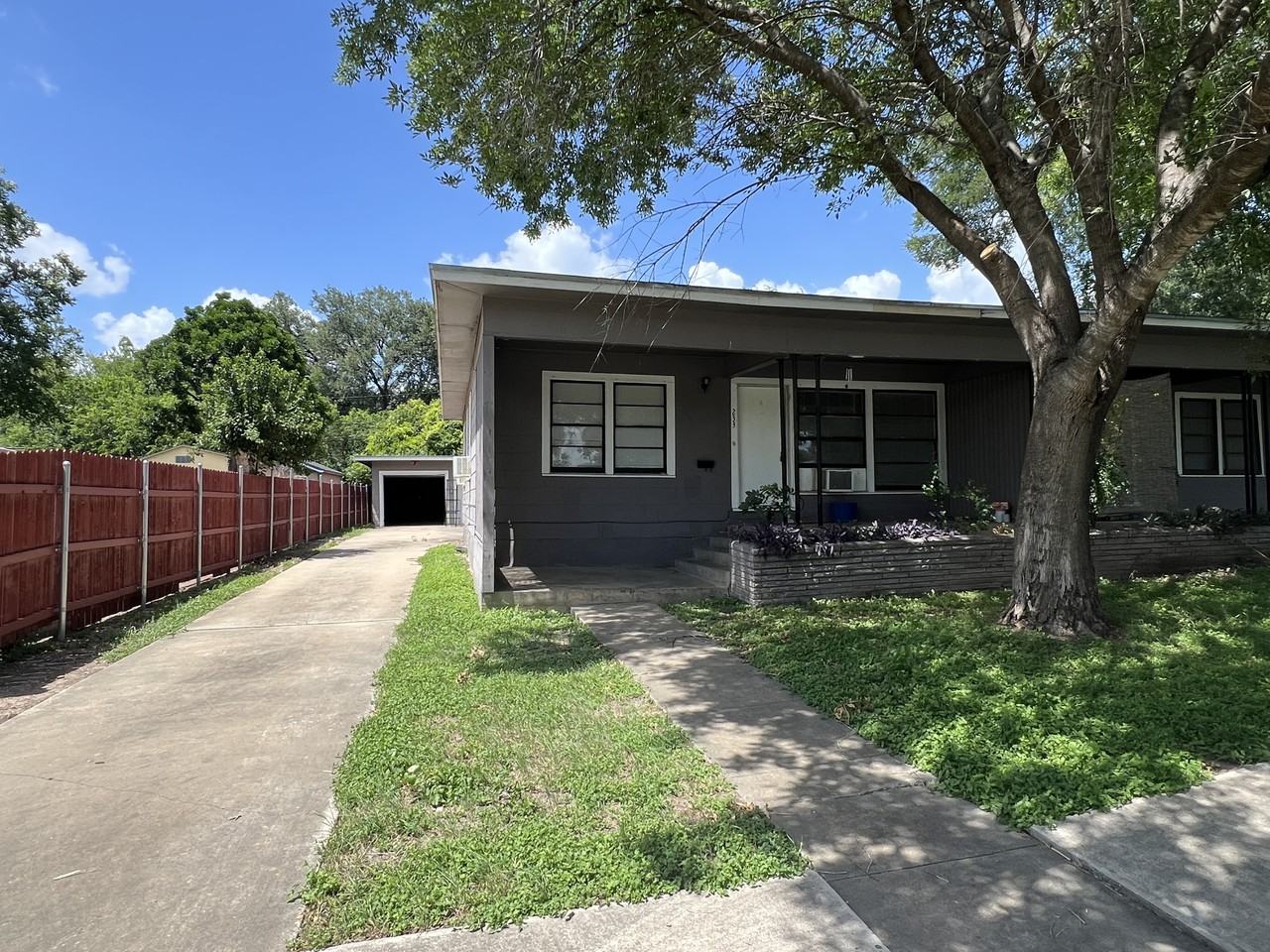 233 Arvin Dr #1 - Photo 2 of 18