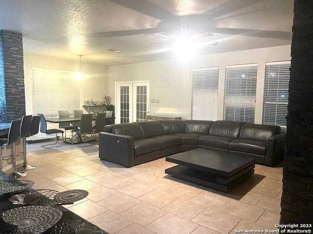21115 Cape Coral - Photo 4 of 31