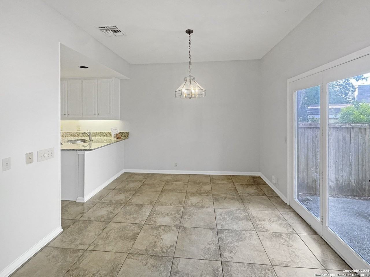 210 Circle St #05 - Photo 3 of 16