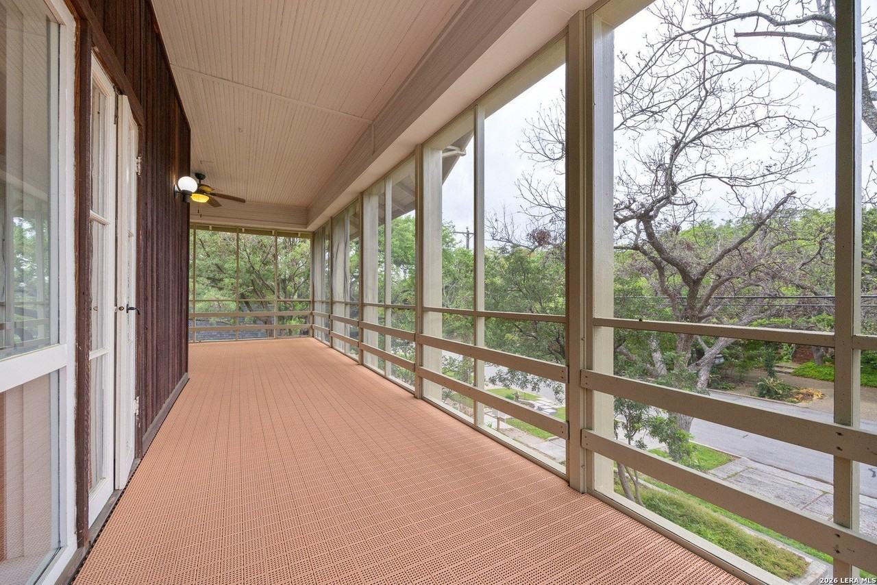 636 Patterson Ave #C - Photo 4 of 18