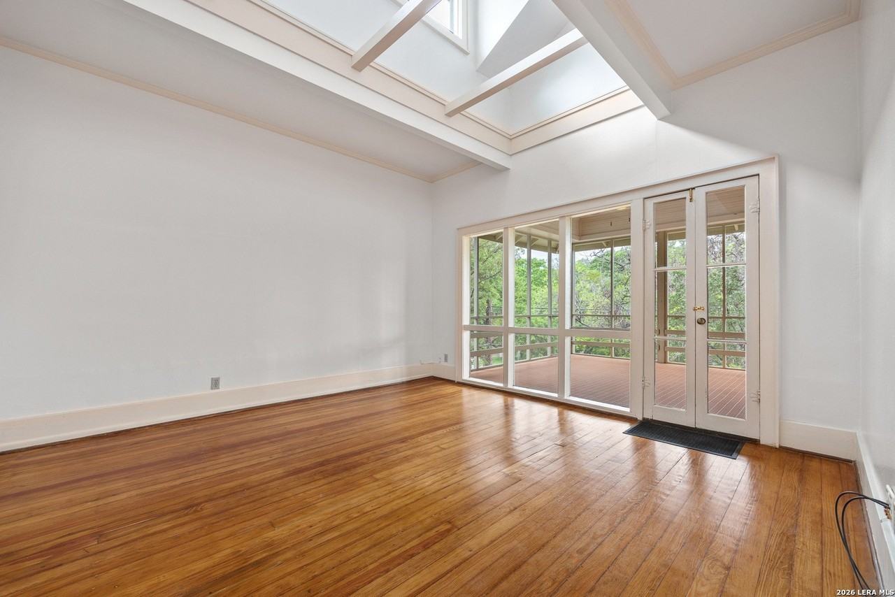 636 Patterson Ave #C - Photo 6 of 18