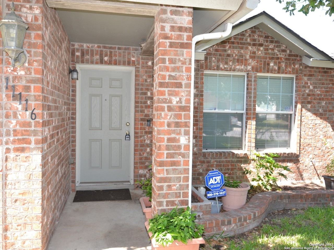 11116 Vollmer Ln - Photo 2 of 19